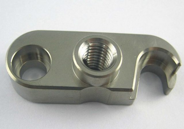 CNC加（jiā）工的鏜孔有什麽（me）特點